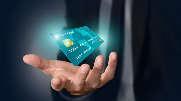 Noleggio auto con carta di credito altrui: si può fare?