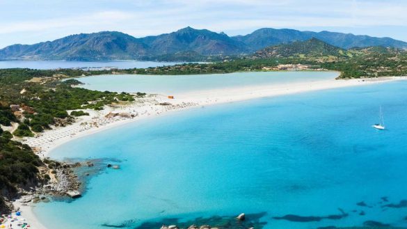 Viaggio a Villasimius: come arrivare da Olbia e cosa vedere
